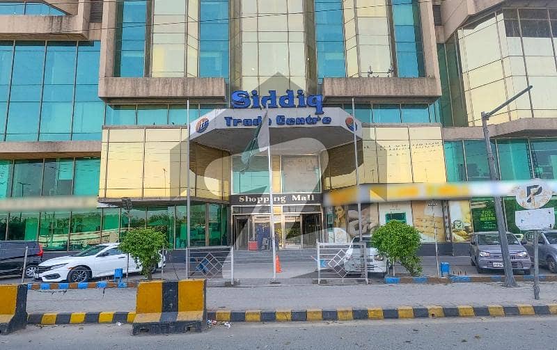 Highly-Desirable Office Available In Siddique Trade Center For rent Highly-Desirable Office Available In Siddique Trade Center For rent