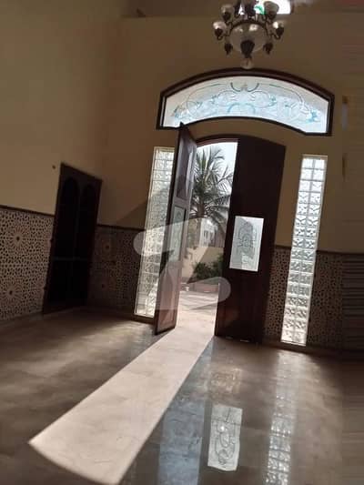 ڈی ایچ اے فیز 6 ڈی ایچ اے ڈیفینس,کراچی میں 7 کمروں کا 4 کنال مکان 50.0 کروڑ میں برائے فروخت۔