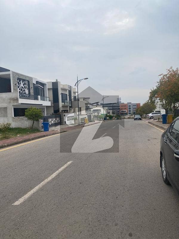 Road 1 Kanal Heighted Plot Is Available For Sale Road 1 Kanal Heighted Plot Is Available For Sale