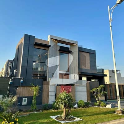 بحریہ ٹاؤن جاسمین بلاک بحریہ ٹاؤن سیکٹر سی,بحریہ ٹاؤن,لاہور میں 5 کمروں کا 1 کنال مکان 6.0 کروڑ میں برائے فروخت۔ بحریہ ٹاؤن جاسمین بلاک بحریہ ٹاؤن سیکٹر سی,بحریہ ٹاؤن,لاہور میں 5 کمروں کا 1 کنال مکان 6.0 کروڑ میں برائے فروخت۔
