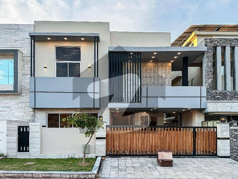 Furnished Designer House With Lawn