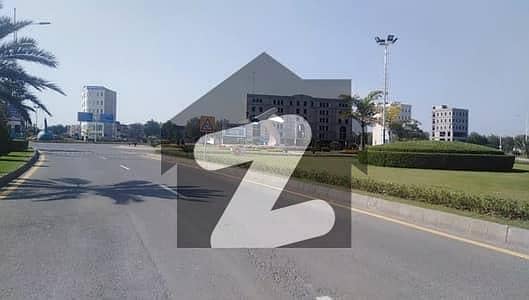 Prime 500 Sq Yards Plot for Sale Beach Street 2-A, Phase 8 Zone-C, DHA Karachi!