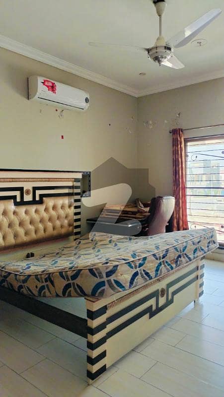 10 Marla Portion For Rent On Very Hot Location 10 Marla Portion For Rent On Very Hot Location