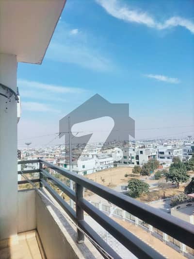 ڈیفنس ریزیڈینسی ڈی ایچ اے ڈیفینس فیز 2,ڈی ایچ اے ڈیفینس,اسلام آباد میں 2 کمروں کا 1 کنال فلیٹ 30.0 ہزار میں کرایہ پر دستیاب ہے۔ ڈیفنس ریزیڈینسی ڈی ایچ اے ڈیفینس فیز 2,ڈی ایچ اے ڈیفینس,اسلام آباد میں 2 کمروں کا 1 کنال فلیٹ 30.0 ہزار میں کرایہ پر دستیاب ہے۔