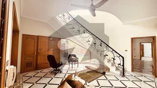 Double Storey 5 Bedrooms Beautiful House Available For Rent. .