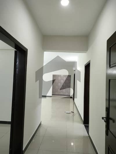 عسکری 11 عسکری,لاہور میں 3 کمروں کا 10 مرلہ فلیٹ 3.07 کروڑ میں برائے فروخت۔