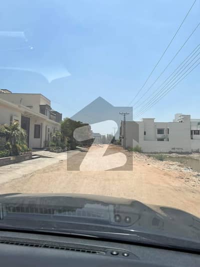 Main Avenue Facing Plot