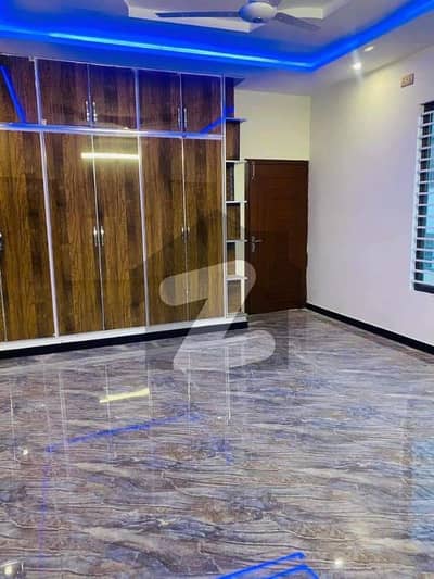 8 Marla Upper Portion 3 Bedrooms Bathrooms 4 All Facilities Available In Life