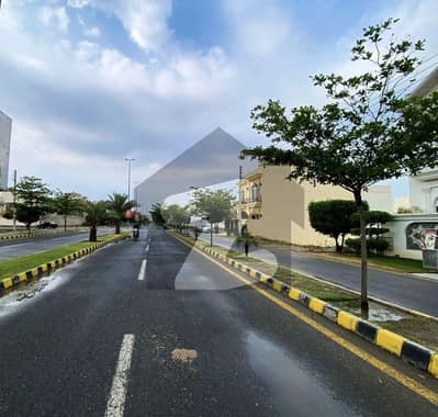 15 MARLA RESIDENTIAL PLOT BLOCK "A" TOP NOTCH LOCATION IS FOR SALE DIRECT FROM THE OWNER