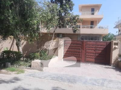 جی