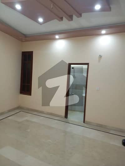 FLAT AVAILABLE FOR RENT IN GULISTAN E JOHAR BLOCK18 MAIN JOHAR CHORANGI QASIM PARADISE