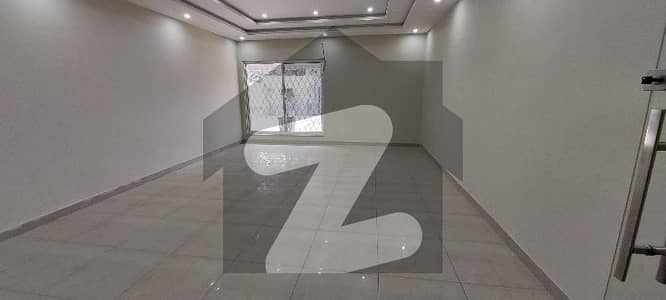 Blue Zone 4 Kanal Plot Back Mm Alam Road Gulberg.