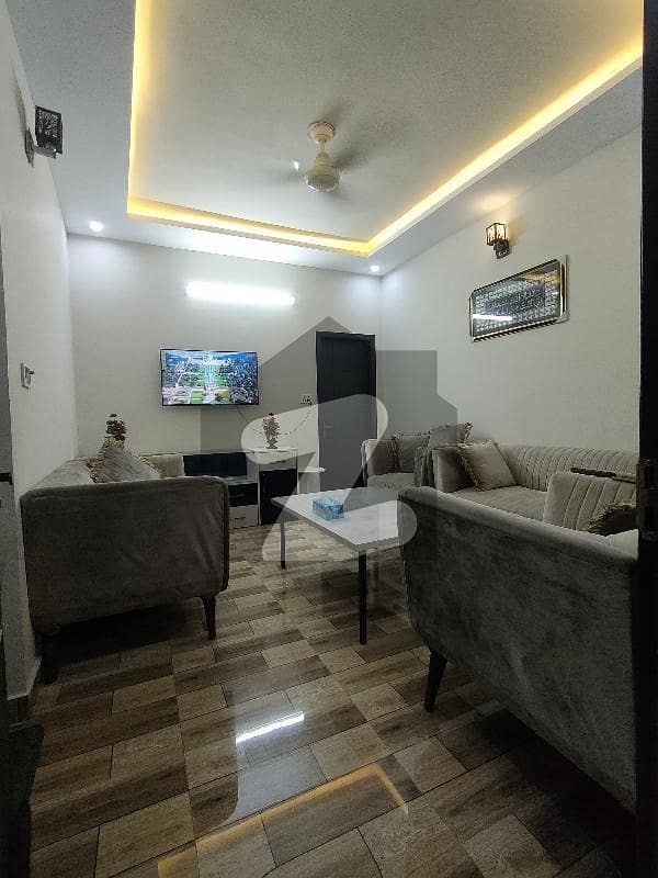 it's 5 Room Apartment Available For Rent at prime location of Unit No 9 Latifabad Hyderabad it's 5 Room Apartment Available For Rent at prime location of Unit No 9 Latifabad Hyderabad