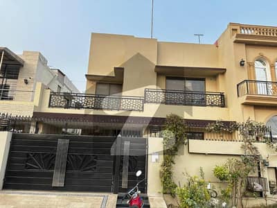 پیراگون سٹی ۔ وُوڈز بلاک پیراگون سٹی,لاہور میں 5 کمروں کا 10 مرلہ مکان 3.5 کروڑ میں برائے فروخت۔