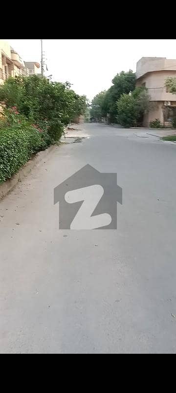 آرکیٹیکٹس انجنیئرز ہاؤسنگ سوسائٹی لاہور میں 17 کنال رہائشی پلاٹ 35.0 کروڑ میں برائے فروخت۔