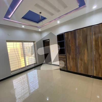 12 Marla Upper Portion For Rent In Media Town
