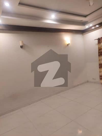 ڈی ایچ اے فیز 5 - بلاک ڈی فیز 5,ڈیفنس (ڈی ایچ اے),لاہور میں 10 مرلہ کمرہ 20.0 ہزار میں کرایہ پر دستیاب ہے۔ ڈی ایچ اے فیز 5 - بلاک ڈی فیز 5,ڈیفنس (ڈی ایچ اے),لاہور میں 10 مرلہ کمرہ 20.0 ہزار میں کرایہ پر دستیاب ہے۔