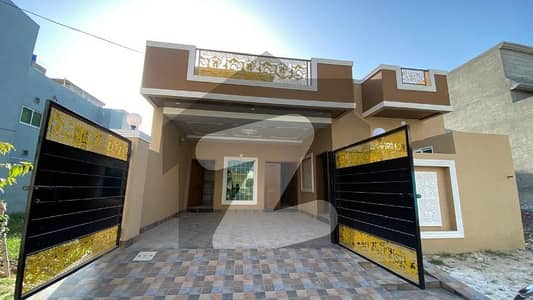 8 Marla Beautiful House Urgent Sale