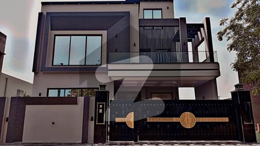 10 MARLA BRAND NEW MODERN HOUSE WITH ELEGANT FRONT ELEVATION AVAILABLE FOR SALE IN VALENCIA TOWN 10 MARLA BRAND NEW MODERN HOUSE WITH ELEGANT FRONT ELEVATION AVAILABLE FOR SALE IN VALENCIA TOWN