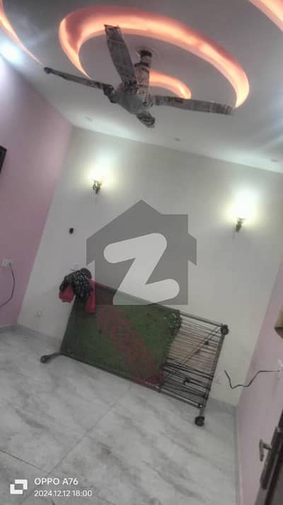 Eight Marla Non-Furnished Brand New Upper Portion Available For Rent In Bahria Town, Lahore. Eight Marla Non-Furnished Brand New Upper Portion Available For Rent In Bahria Town, Lahore.