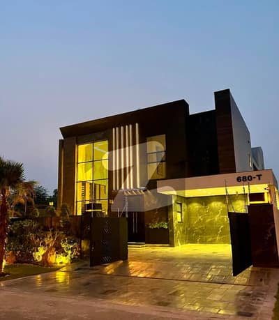 20 Marla Elegant And Fully Maintained Super Hot Located Bungalow Is Available For Sale In The Best Block Of DHA Lahore. 20 Marla Elegant And Fully Maintained Super Hot Located Bungalow Is Available For Sale In The Best Block Of DHA Lahore.