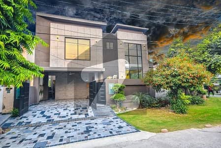 Corner 10 Marla Modern Design Bungalow For Sale Near Park In Lake City Ex State Life Housing Society Lahore Corner 10 Marla Modern Design Bungalow For Sale Near Park In Lake City Ex State Life Housing Society Lahore
