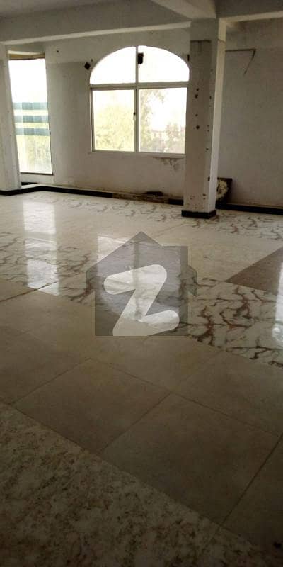 Prime Location Basement And Ground Hall Available For Rent In Commercial Market Prime Location Basement And Ground Hall Available For Rent In Commercial Market