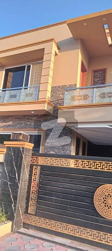 بحریہ ٹاؤن فیز 8 ۔ رفیع بلاک بحریہ ٹاؤن فیز 8,بحریہ ٹاؤن راولپنڈی,راولپنڈی میں 3 کمروں کا 5 مرلہ مکان 1.0 لاکھ میں کرایہ پر دستیاب ہے۔ بحریہ ٹاؤن فیز 8 ۔ رفیع بلاک بحریہ ٹاؤن فیز 8,بحریہ ٹاؤن راولپنڈی,راولپنڈی میں 3 کمروں کا 5 مرلہ مکان 1.0 لاکھ میں کرایہ پر دستیاب ہے۔