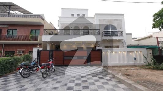 I-8/2.40x80 Brand New Double Storey House Ideal Location Available For Sale More Options Available I-8/2.40x80 Brand New Double Storey House Ideal Location Available For Sale More Options Available