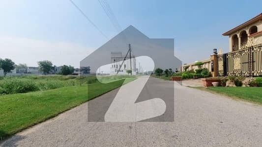 اے ڈبلیو ٹی فیز 2 اے ڈبلیو ٹی آرمی ویلفیئر ٹرسٹ,رائیونڈ روڈ,لاہور میں 1 کنال رہائشی پلاٹ 2.05 کروڑ میں برائے فروخت۔ اے ڈبلیو ٹی فیز 2 اے ڈبلیو ٹی آرمی ویلفیئر ٹرسٹ,رائیونڈ روڈ,لاہور میں 1 کنال رہائشی پلاٹ 2.05 کروڑ میں برائے فروخت۔