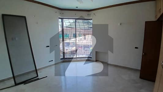 1 Kanal Upper Portion Dha Phase 4 Separate Entrance