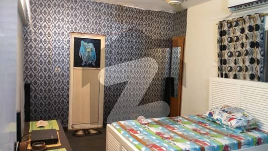 ROOM FOR RENT ONLY SINGLE LADY