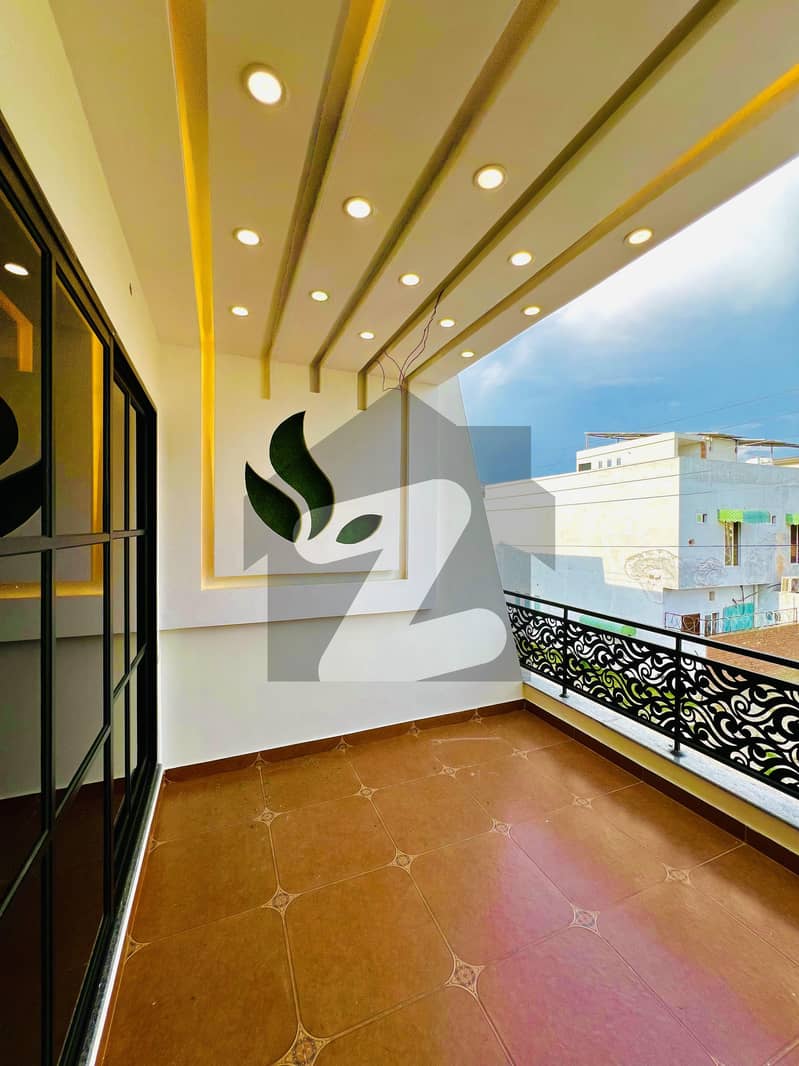5 Marla Beautiful Luxury Double Storey House For Sale In Bahadurpur Walking Distance to Bosan Road 5 Marla Beautiful Luxury Double Storey House For Sale In Bahadurpur Walking Distance to Bosan Road