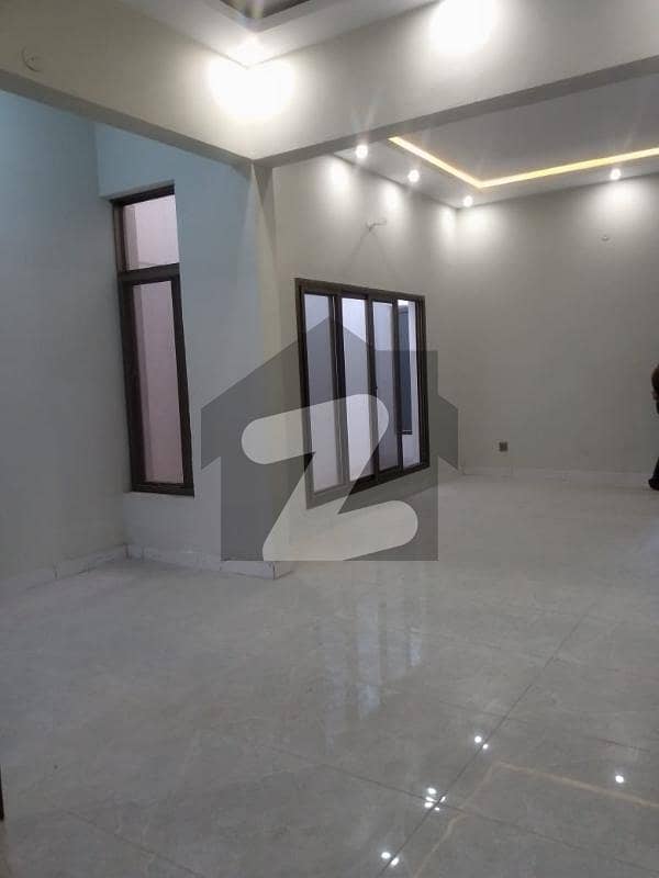 600 Yards Well Maintain House Many Options 600 Yards Well Maintain House Many Options