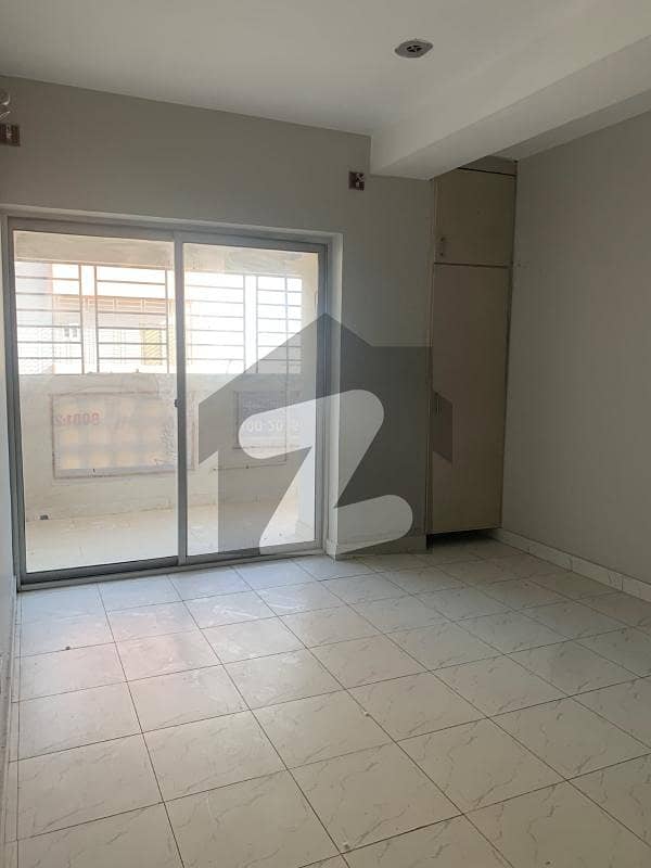 Flat 3 Bed DD For Rent Flat 3 Bed DD For Rent