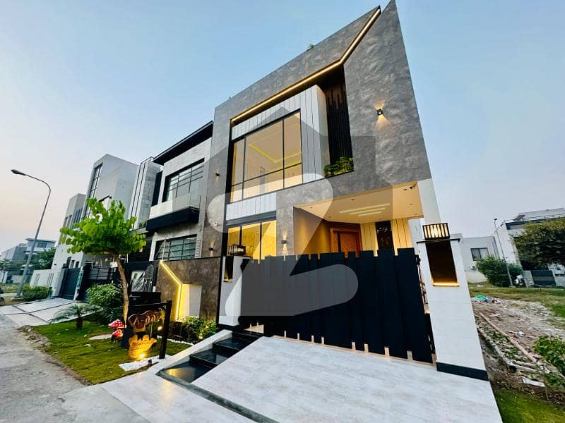 FIVE MARLA DOUBLE UNIT HOUSE OWNER NEEDY FIVE MARLA DOUBLE UNIT HOUSE OWNER NEEDY