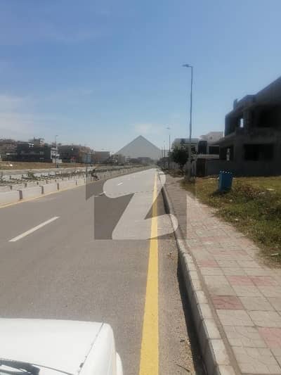 ڈی ایچ اے فیز 5 - سیکٹر سی ڈی ایچ اے ڈیفینس فیز 5,ڈی ایچ اے ڈیفینس,اسلام آباد میں 1 کنال رہائشی پلاٹ 3.35 کروڑ میں برائے فروخت۔ ڈی ایچ اے فیز 5 - سیکٹر سی ڈی ایچ اے ڈیفینس فیز 5,ڈی ایچ اے ڈیفینس,اسلام آباد میں 1 کنال رہائشی پلاٹ 3.35 کروڑ میں برائے فروخت۔