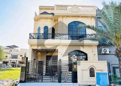 Highly-Desirable Prime Location House Available In Citi Housing Society For Sale Highly-Desirable Prime Location House Available In Citi Housing Society For Sale