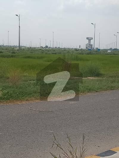 ڈی ایچ اے فیز 7 - بلاک یو فیز 7,ڈیفنس (ڈی ایچ اے),لاہور میں 1 کنال رہائشی پلاٹ 3.8 کروڑ میں برائے فروخت۔ ڈی ایچ اے فیز 7 - بلاک یو فیز 7,ڈیفنس (ڈی ایچ اے),لاہور میں 1 کنال رہائشی پلاٹ 3.8 کروڑ میں برائے فروخت۔