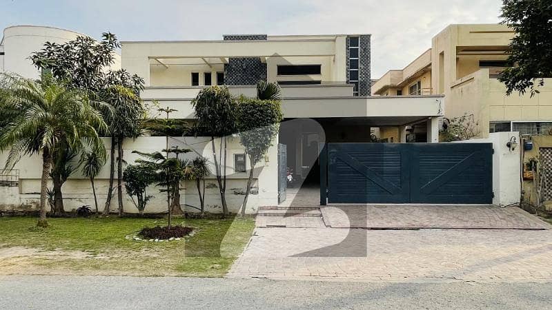Used Fully Maintained House For Sale In DHA Lahore Used Fully Maintained House For Sale In DHA Lahore