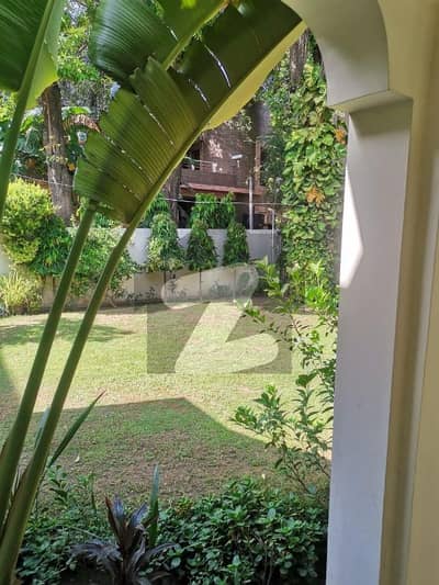 1 Kanal Lower Portion Available For Rent In Main Cantt.