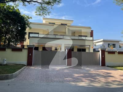 F-7 New Duplex House Best Location 12 Bedrooms 12 Baths Each Terrace South Face 1000 Yards
