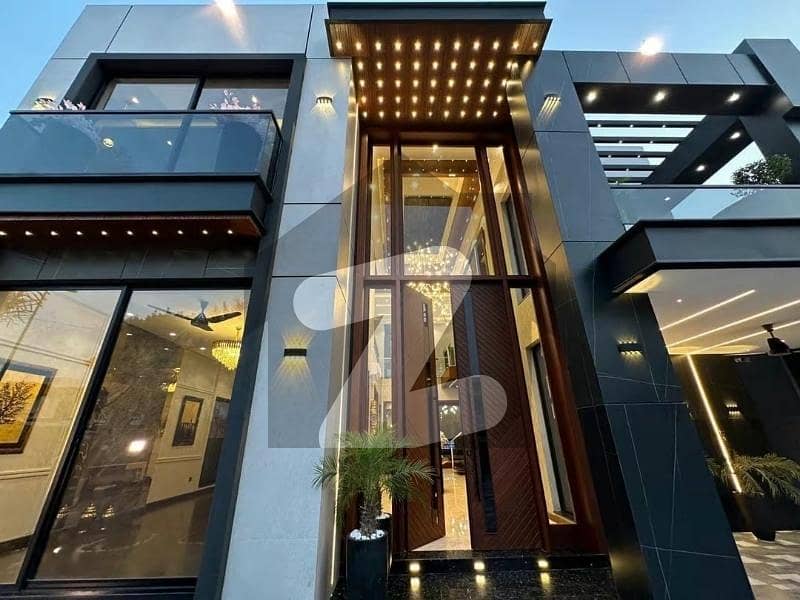 21 Marla Most Beautiful Modern House For Sale Royal Orchard Multan