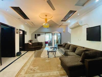 F-11 Luxury Fully Furnished 3 Bed Apartment Available For Rent