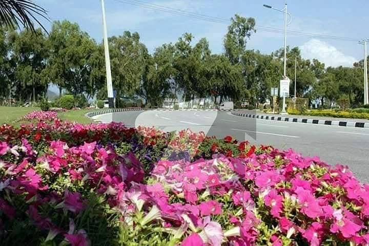 Corner Plot For Sale In Multi Garden B-17 Islamabad Corner Plot For Sale In Multi Garden B-17 Islamabad