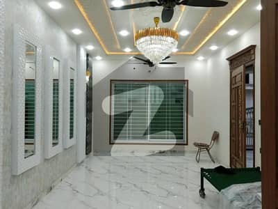 Prime Location 10 Marla House Situated In Palm City Housing Scheme For rent Prime Location 10 Marla House Situated In Palm City Housing Scheme For rent