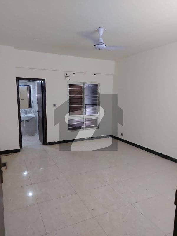 BRAND NEW 3 BED FLAT FOR SALE BRAND NEW 3 BED FLAT FOR SALE