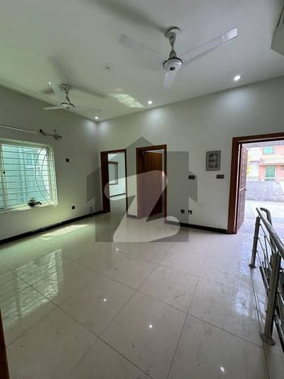 جی ۔ 13/1 جی ۔ 13,اسلام آباد میں 2 کمروں کا 7 مرلہ بالائی پورشن 71.0 ہزار میں کرایہ پر دستیاب ہے۔