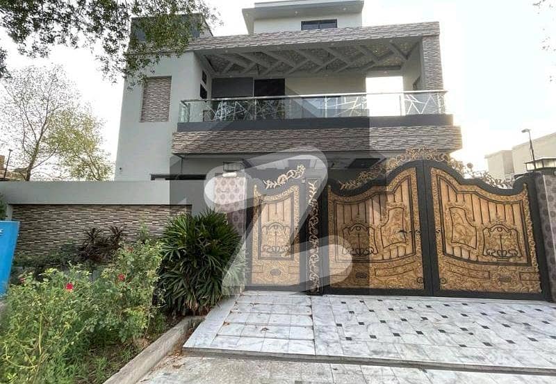 Stunning On Excellent Location 10 Marla House In Citi Housing Phase 1 - Block CC Available Stunning On Excellent Location 10 Marla House In Citi Housing Phase 1 - Block CC Available