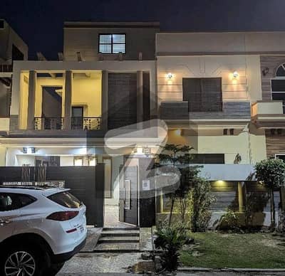سٹی ہاؤسنگ فیز 1 - بلاک اے اے سٹی ہاؤسنگ ۔ فیز 1,سٹی ہاؤسنگ سوسائٹی,گوجرانوالہ میں 5 کمروں کا 10 مرلہ مکان 3.25 کروڑ میں برائے فروخت۔ سٹی ہاؤسنگ فیز 1 - بلاک اے اے سٹی ہاؤسنگ ۔ فیز 1,سٹی ہاؤسنگ سوسائٹی,گوجرانوالہ میں 5 کمروں کا 10 مرلہ مکان 3.25 کروڑ میں برائے فروخت۔